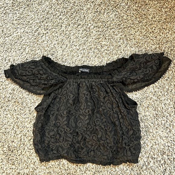 Abercrombie Black Lace Off the Shoulder Crop Top - Picture 1 of 3